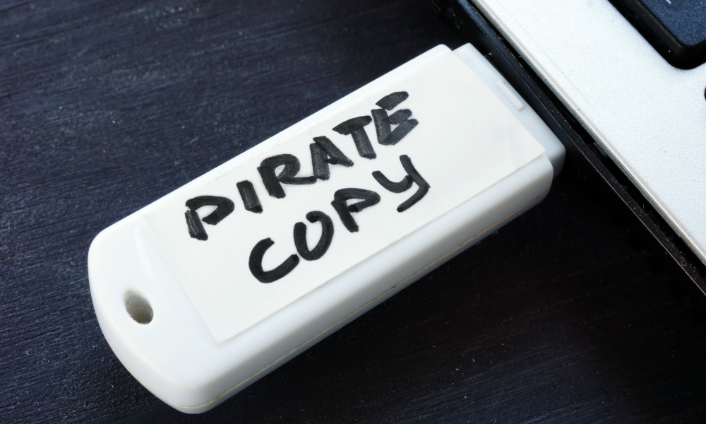 В РФ предложено разработать закон, разрешающий использование пиратского софта